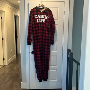 Moose hooded onsie “cabin fever” NWT